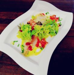 Ceviché de daurade vinaigrette passion